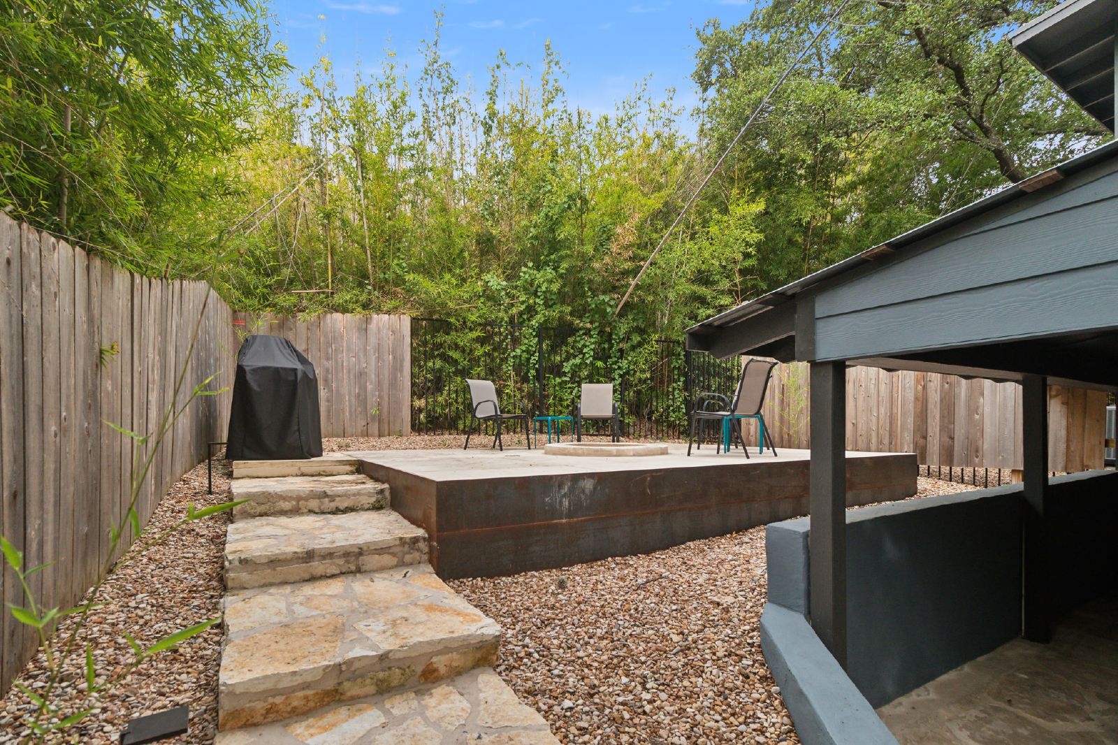 1501 Rockdale Circle - A property image