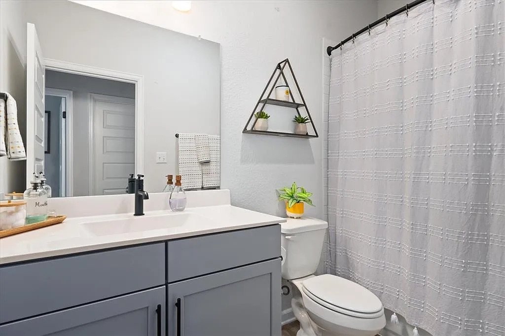 108 Charles Zanco Drive - 1 property image