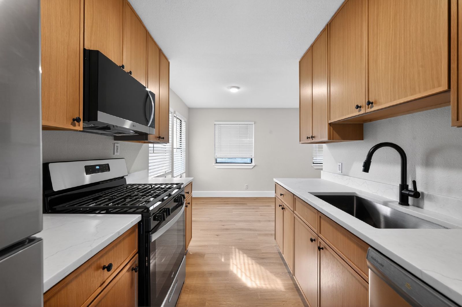 5928 Signal Point - 1 property image