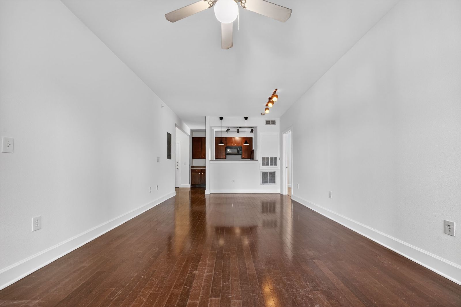 1901 Crossing Place #2202 - 1 property image