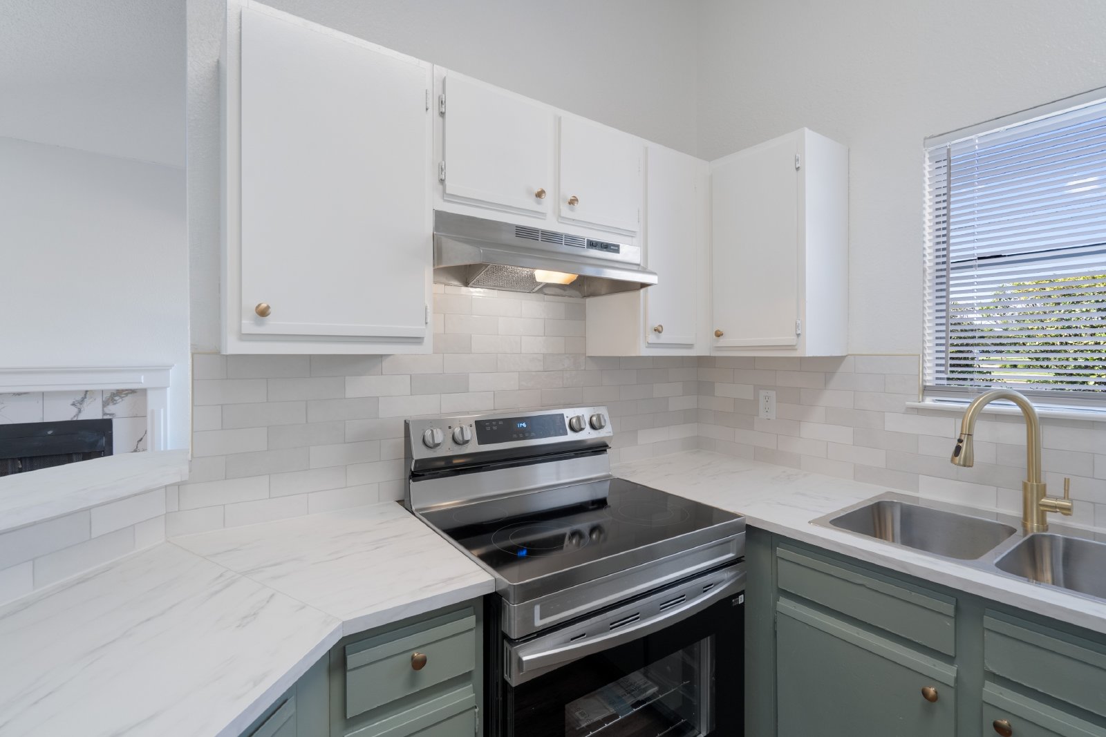 2909 West Slaughter Lane - B property image